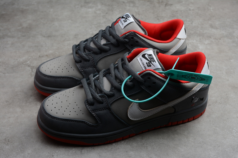 Nike SB Dunk Low Staple NYC Pigeon