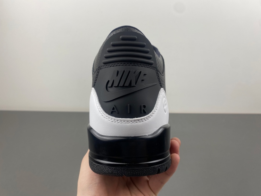 Jordan 3 Retro Reverse Fragment