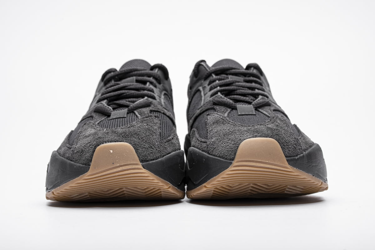 adidas Yeezy Boost 700 Utility Black