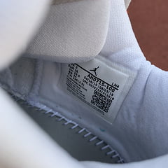 Air Jordan 11 Retro White Metallic Silver