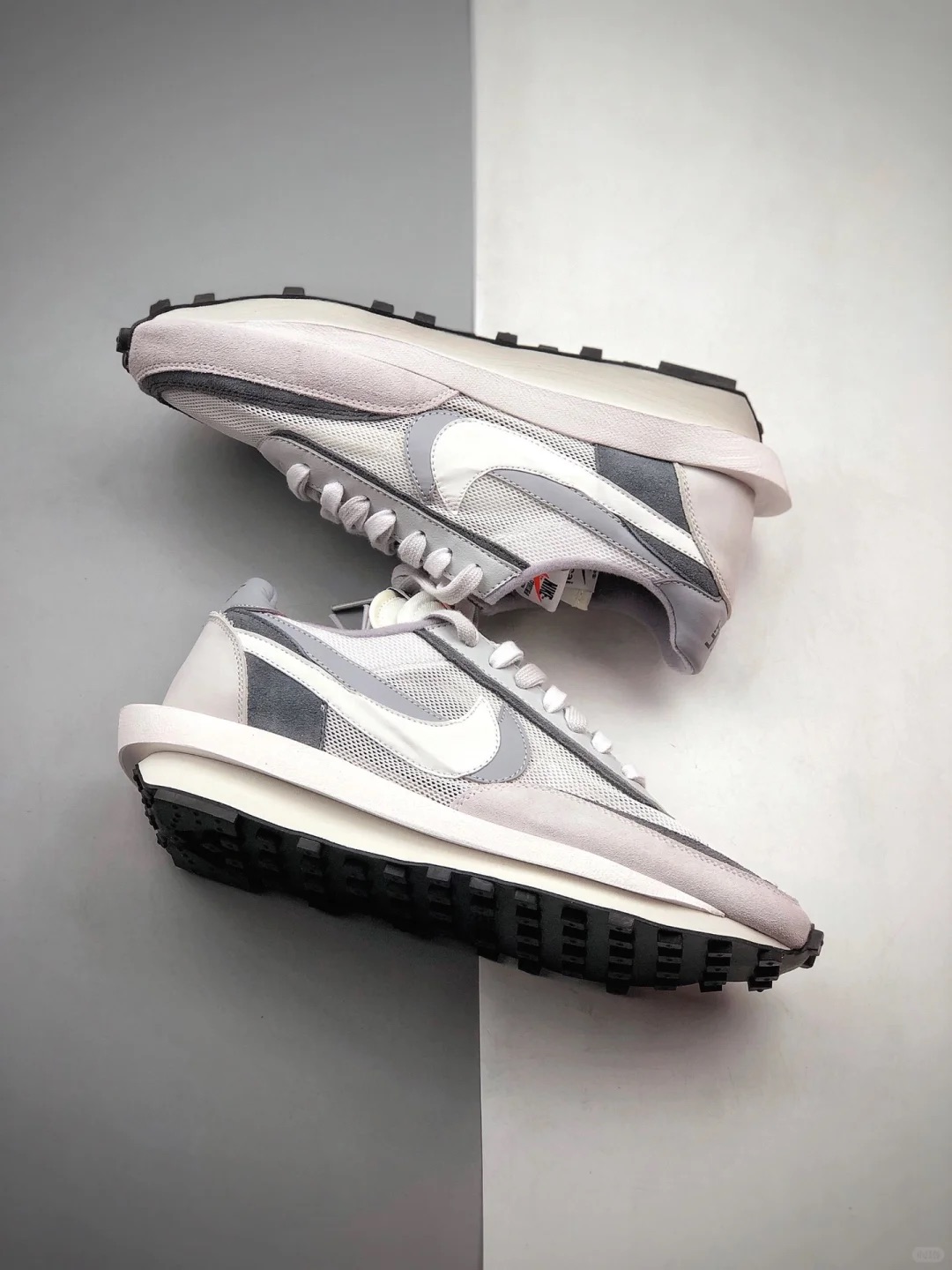 Sacai x Nk LVD Waffle Daybreak, Summit White