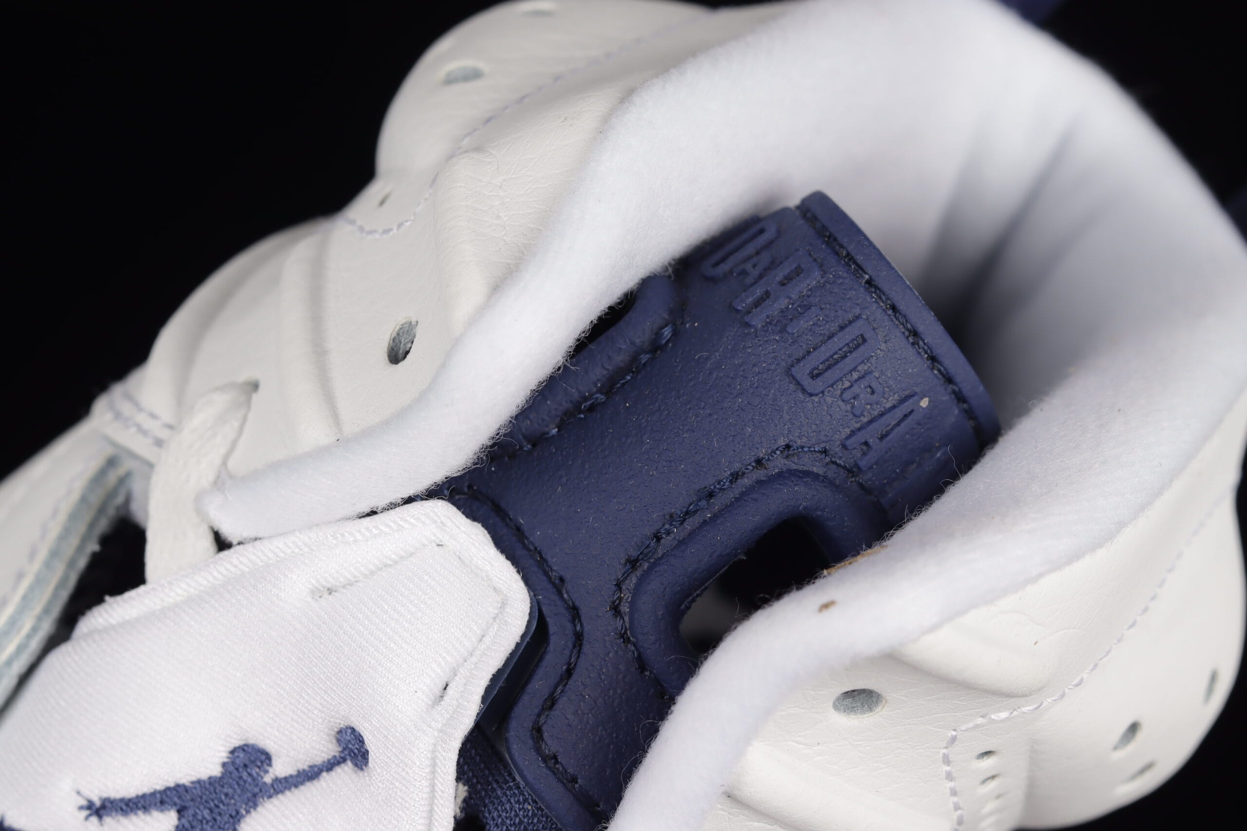 Jordan 6 Retro, Midnight Navy