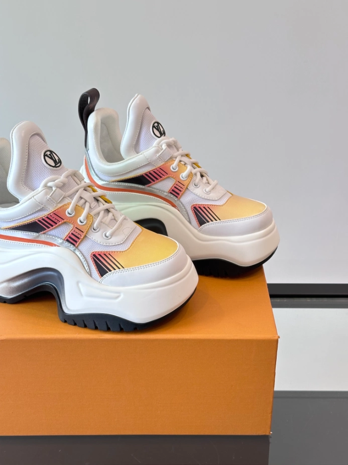 Louis Vuitton Archlight Sneaker – LVS216