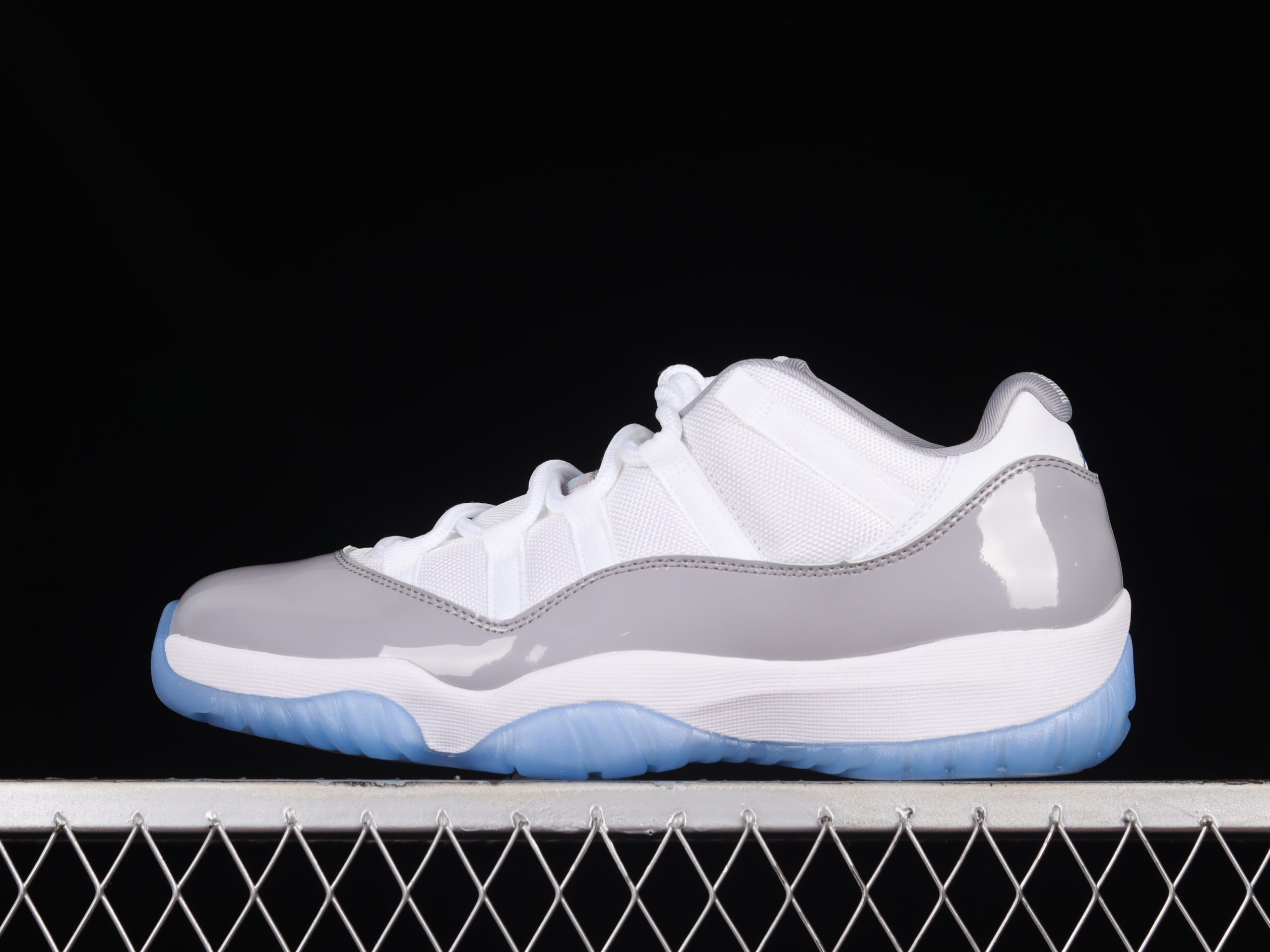 Air Jordan 11 Low Cement Gray