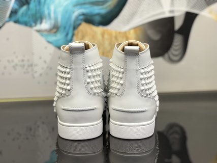 Christian Louboutin Louis Spikes Sneakers Calf leather and spikes White