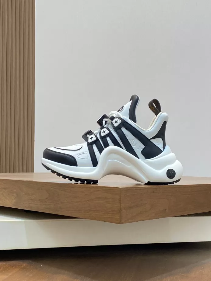 Louis Vuitton Archlight Sneaker – LVS211
