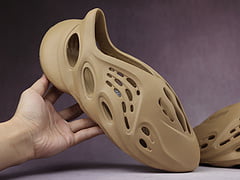 Adidas Yeezy Foam RNNR Ochre