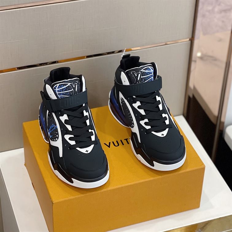 LOUIS VUITTON LV TRAINER 2 SNEAKER – LVS055