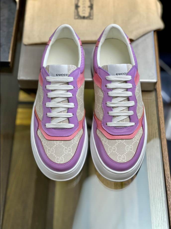 Gucci GG Supreme Canvas Purple Sneakers – GCC198