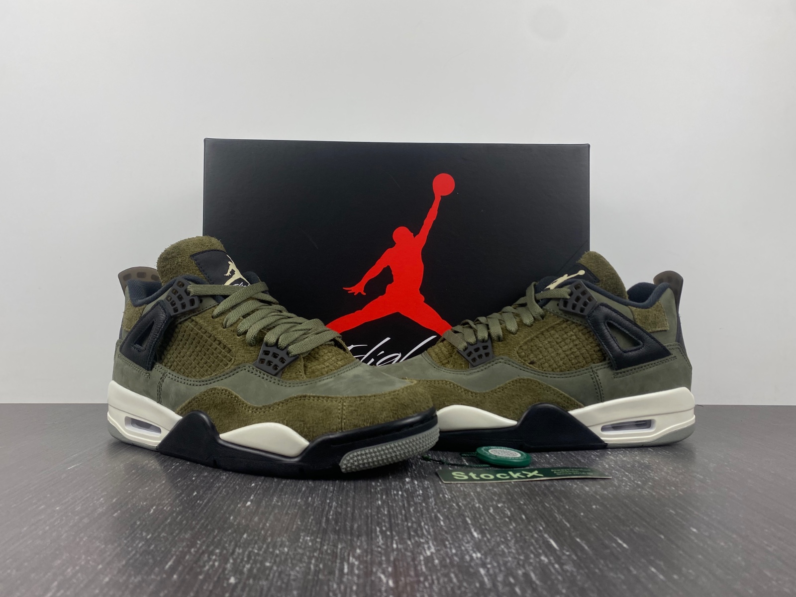 Air Jordan 4 Craft Medium Olive