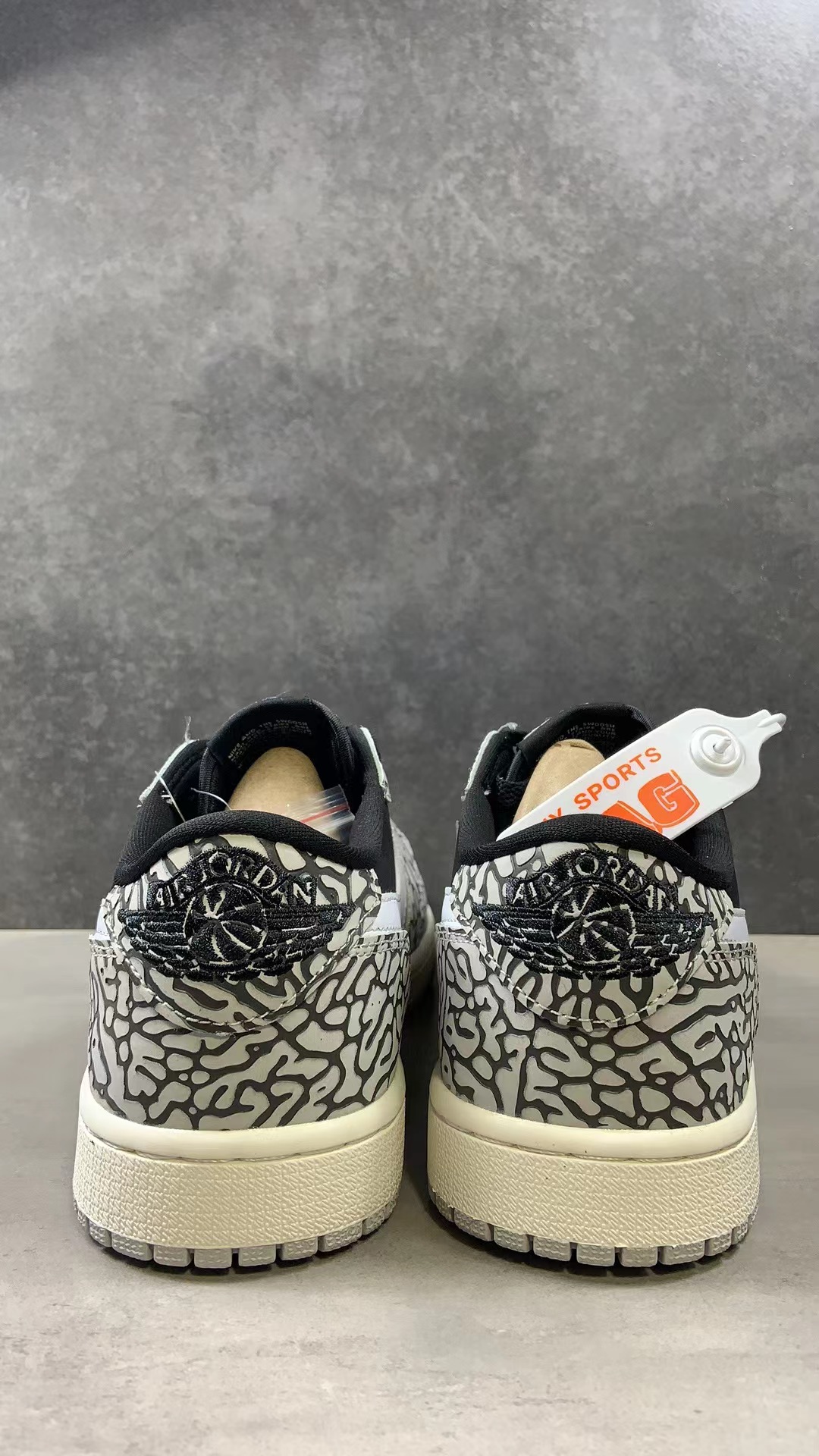 Air Jordan 1 Retro Low OG Black Cement