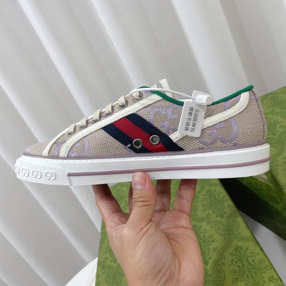 Gucci Beige Lilac Jumbo Tennis Sneakers – GCC226