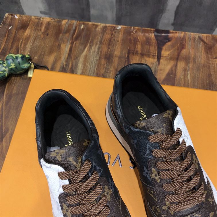 LOUIS VUITTON RUN AWAY SNEAKERS IN SLIVER – LVS008