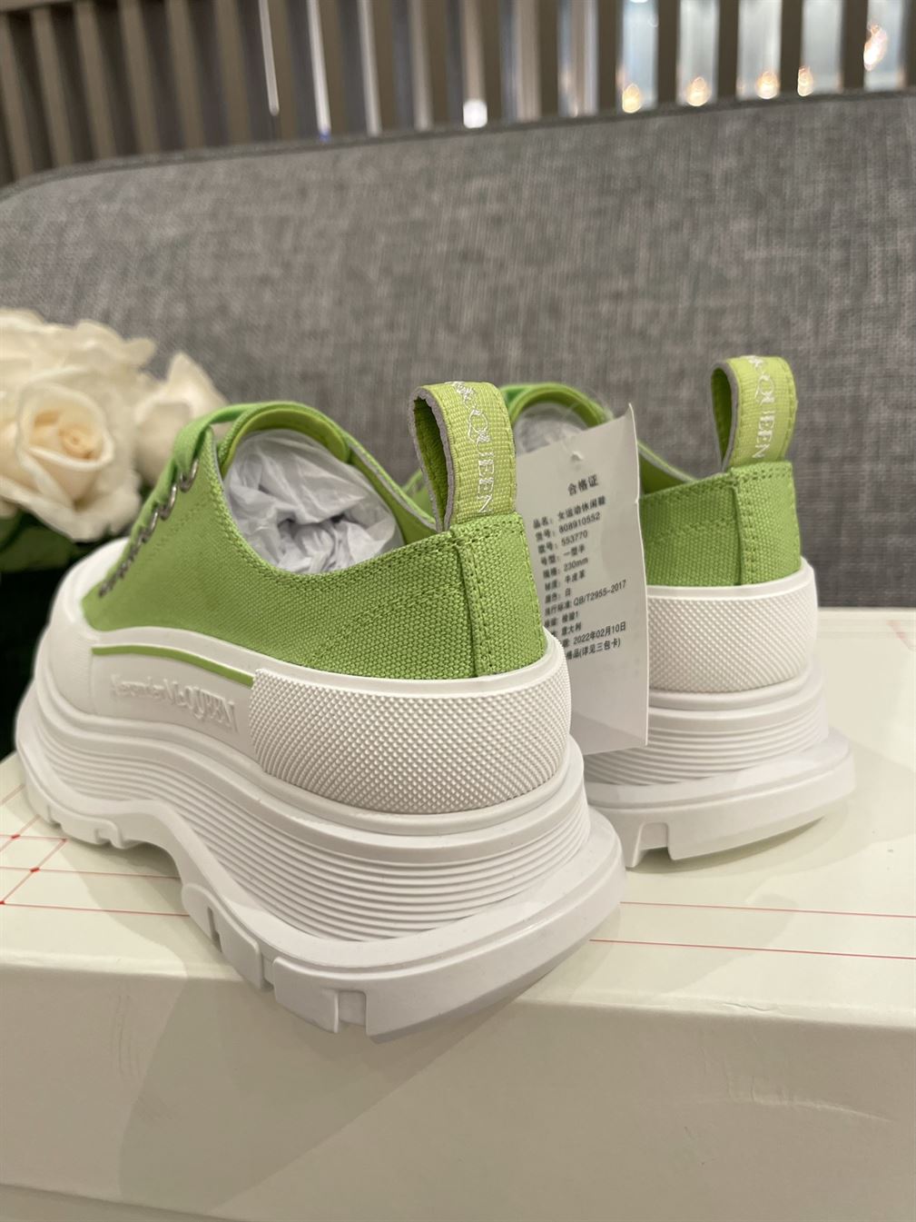 ALEXANDER MCQUEEN TREAD SLICK LOW-TOP SNEAKERS – ALD030