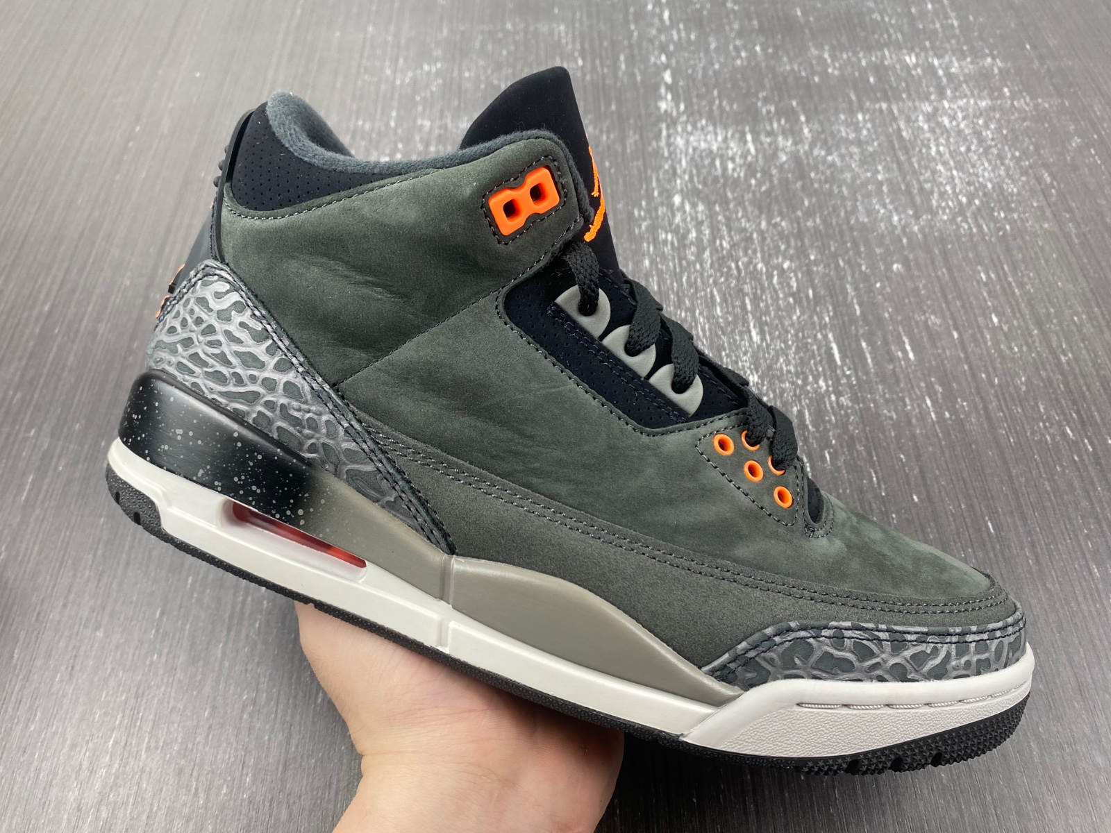 Jordan 3 Retro Fear Pack (2023)