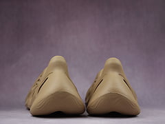 Adidas Yeezy Foam RNNR Ochre