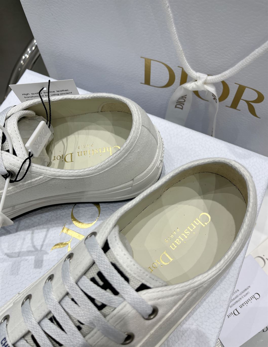 DIOR WALK’N’DIOR SNEAKER WHITE COTTON CANVAS – DO125