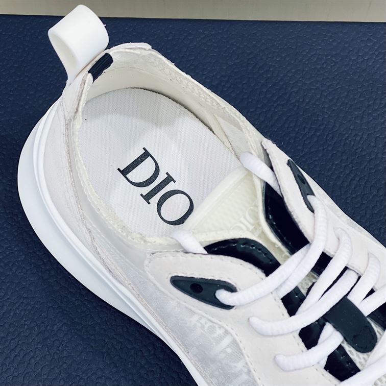 DIOR B25 RUNNER SNEAKER – DO064
