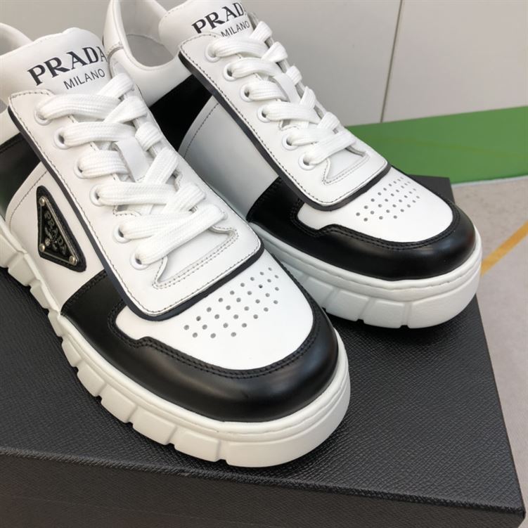 PRADA LEATHER SNEAKERS – PRS016