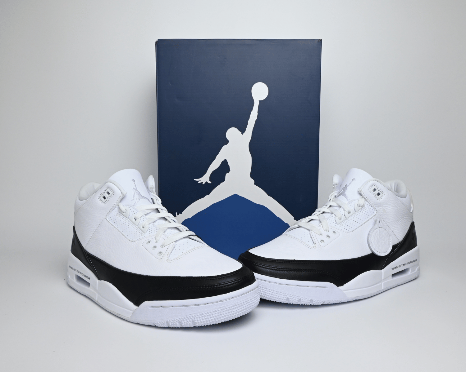 Jordan 3 Retro Fragment