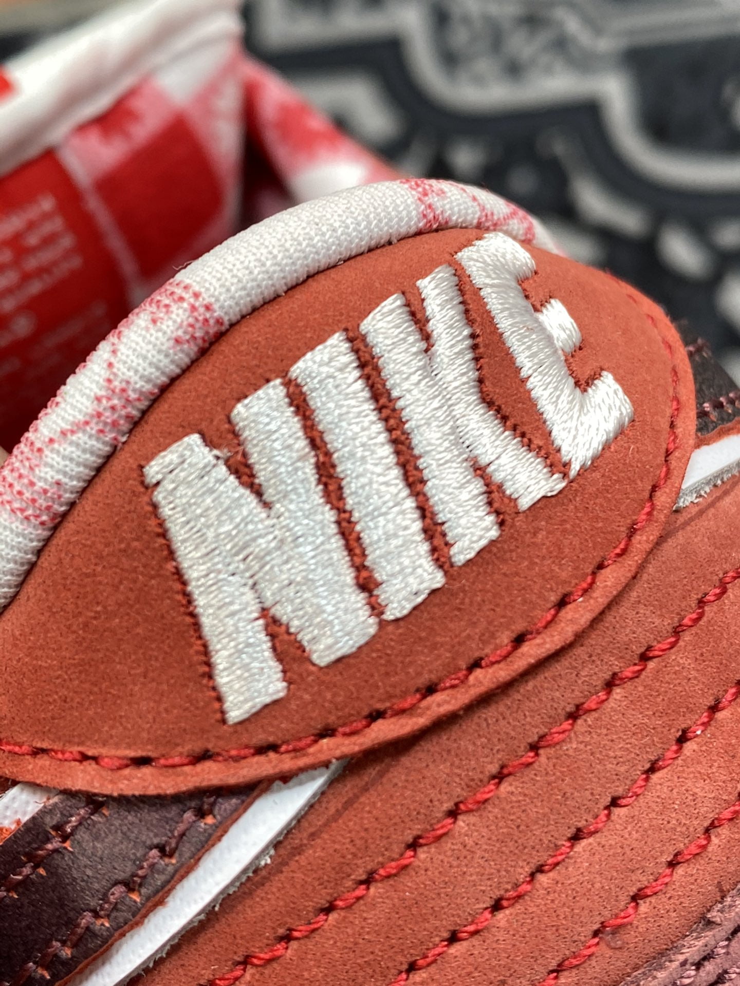 Nike Dunk SB Low Red Lobster