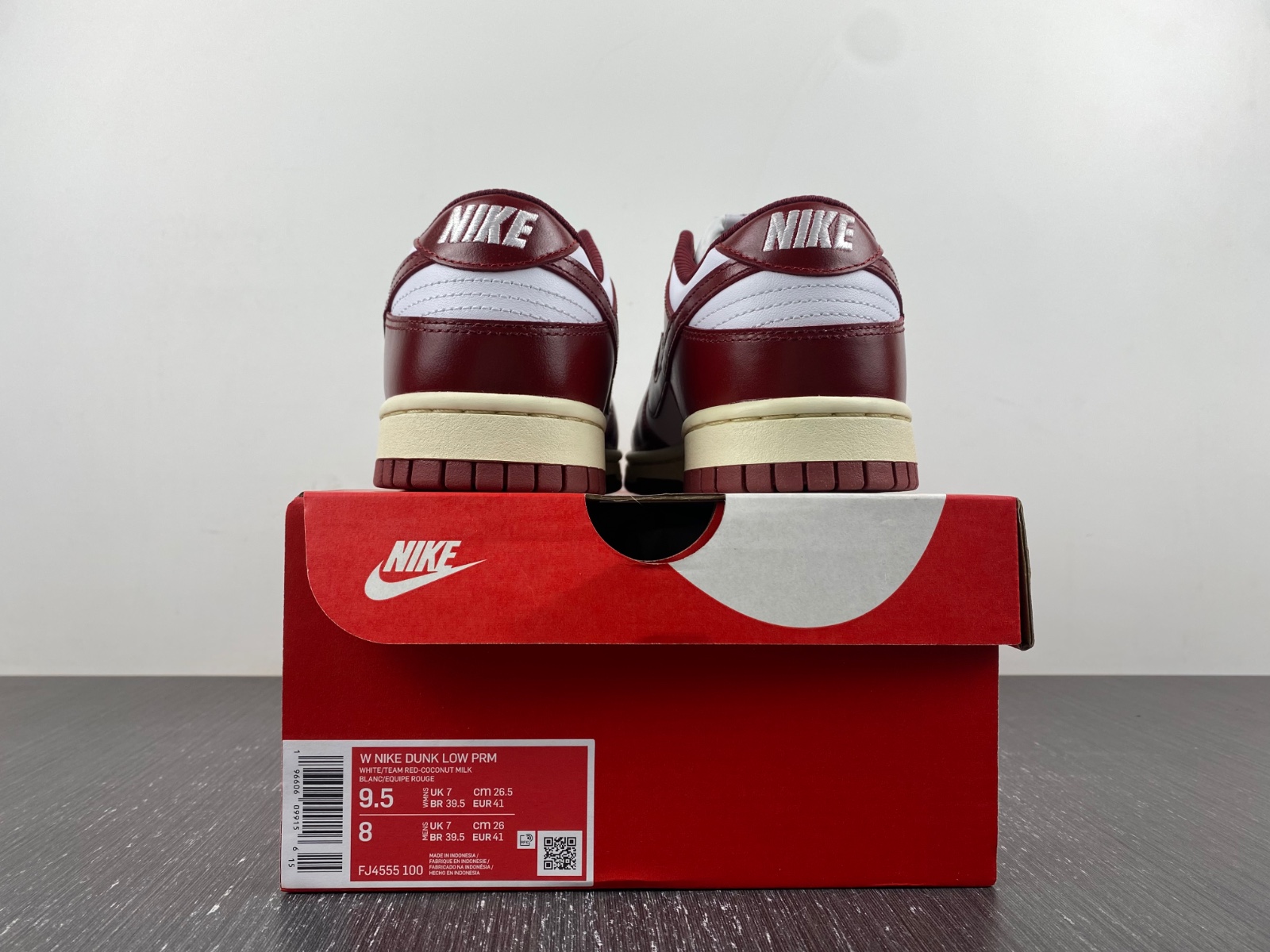 Nike Dunk Low PRM Vintage Team Red