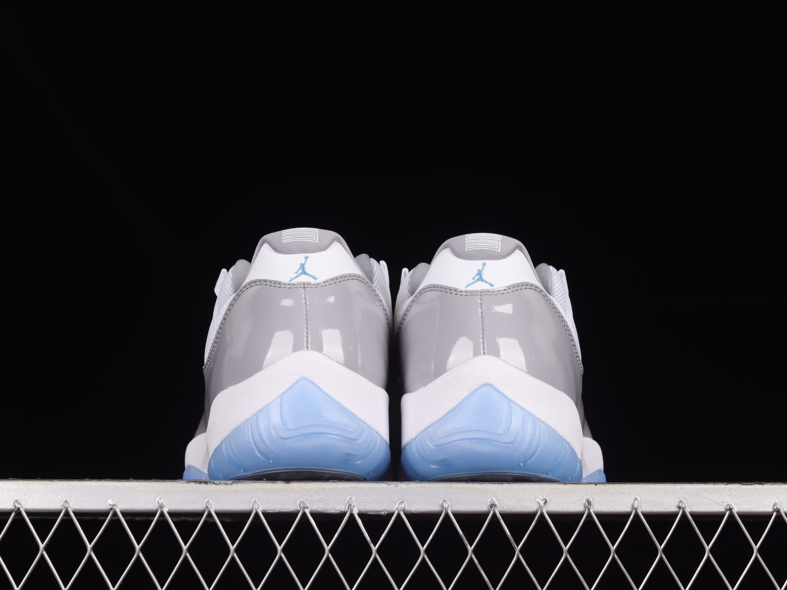 Air Jordan 11 Low Cement Gray