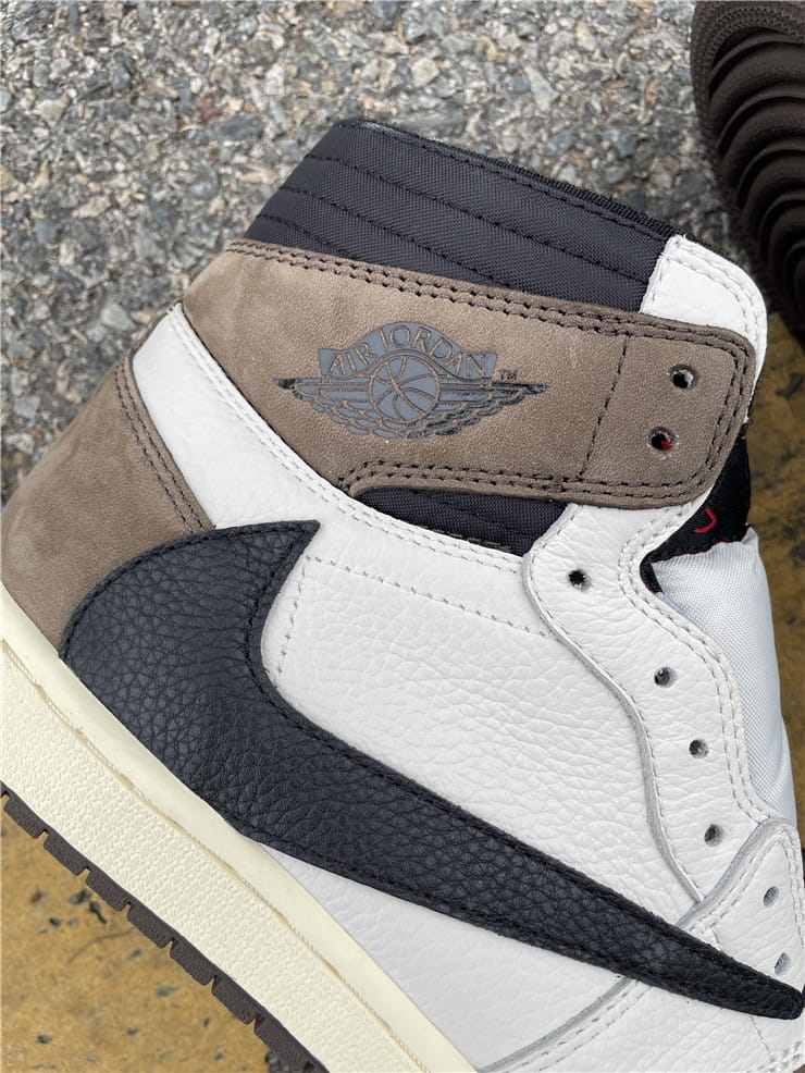 Jordan 1 Retro High Travis Scott Reverse Mocha