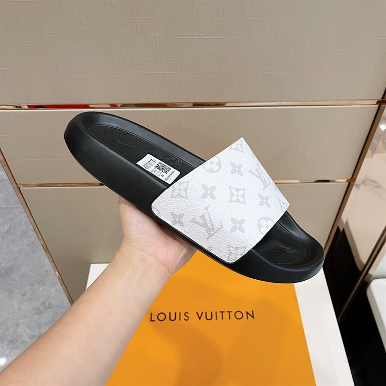LOUIS VUITTON WATERFRONT MULE – LVSD026