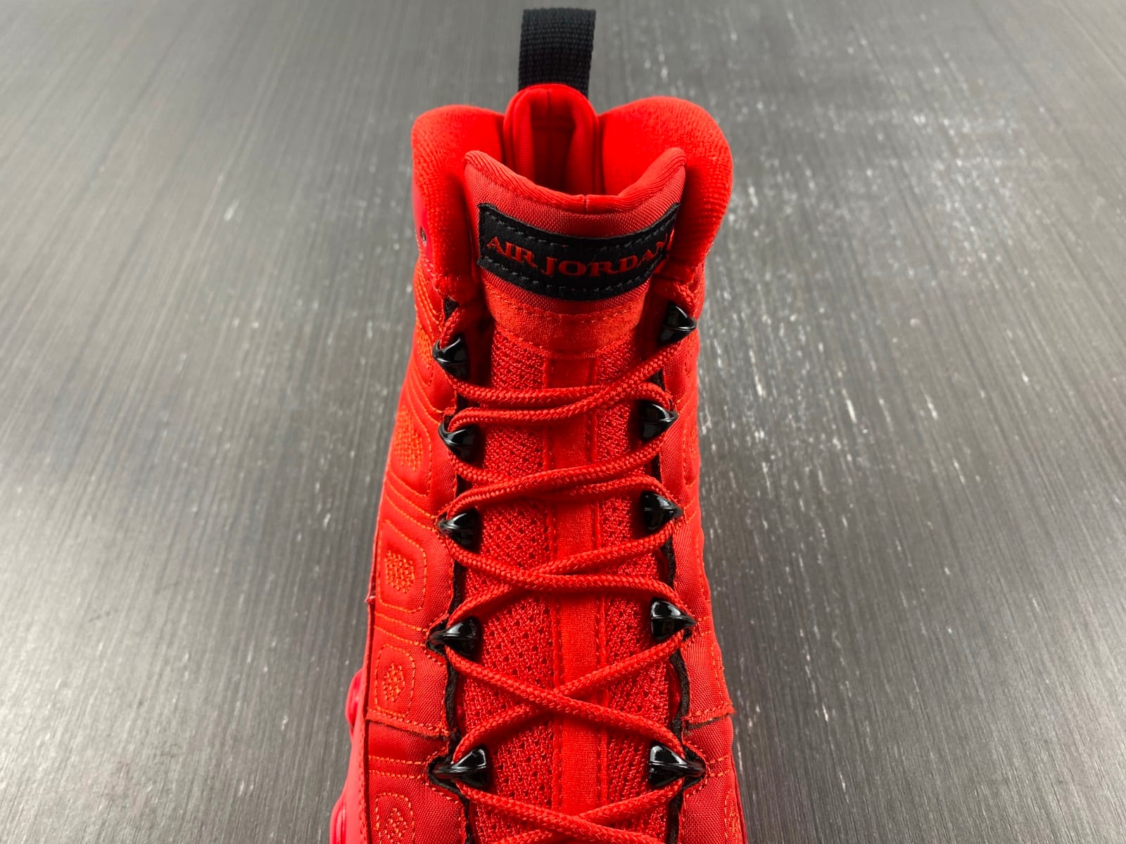 Jordan 9 Retro Chile Red