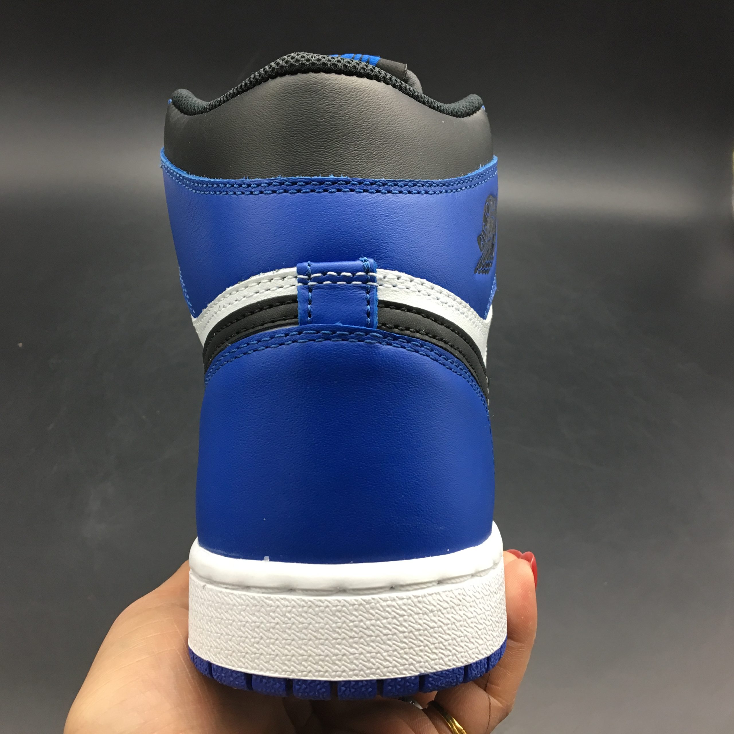 Air Jordan 1 Retro High OG Game Royal