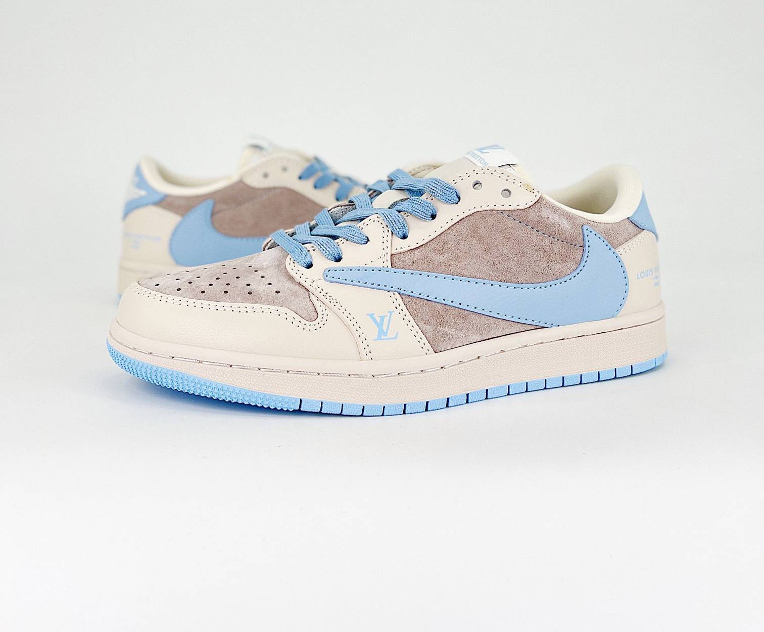 Travis Scott x Air Jordan 1 Retro Low Custom