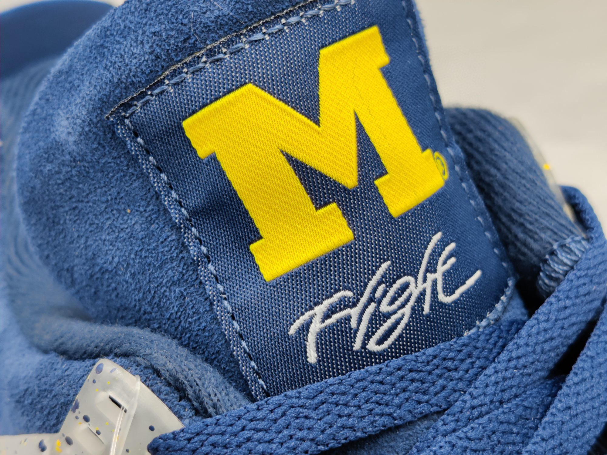 Jordan 4 Retro Michigan (PE)