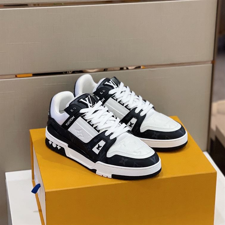 LOUIS VUITTON TRAINER WHITE BLACK WHITE – LVS018