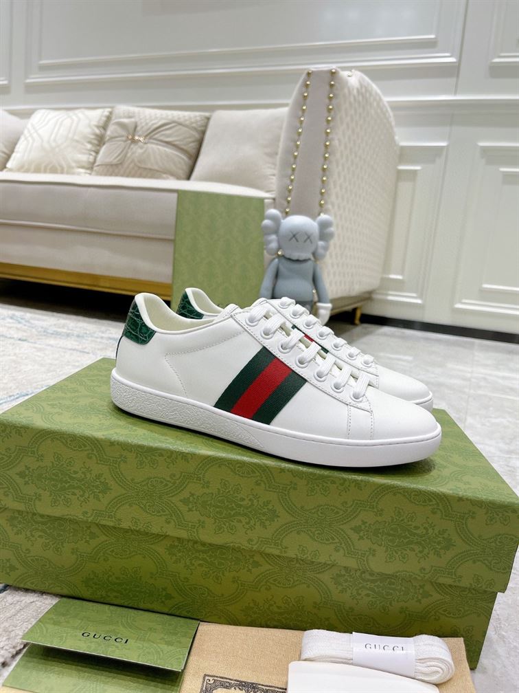 GUCCI ACE LEATHER SNEAKER – GCC089