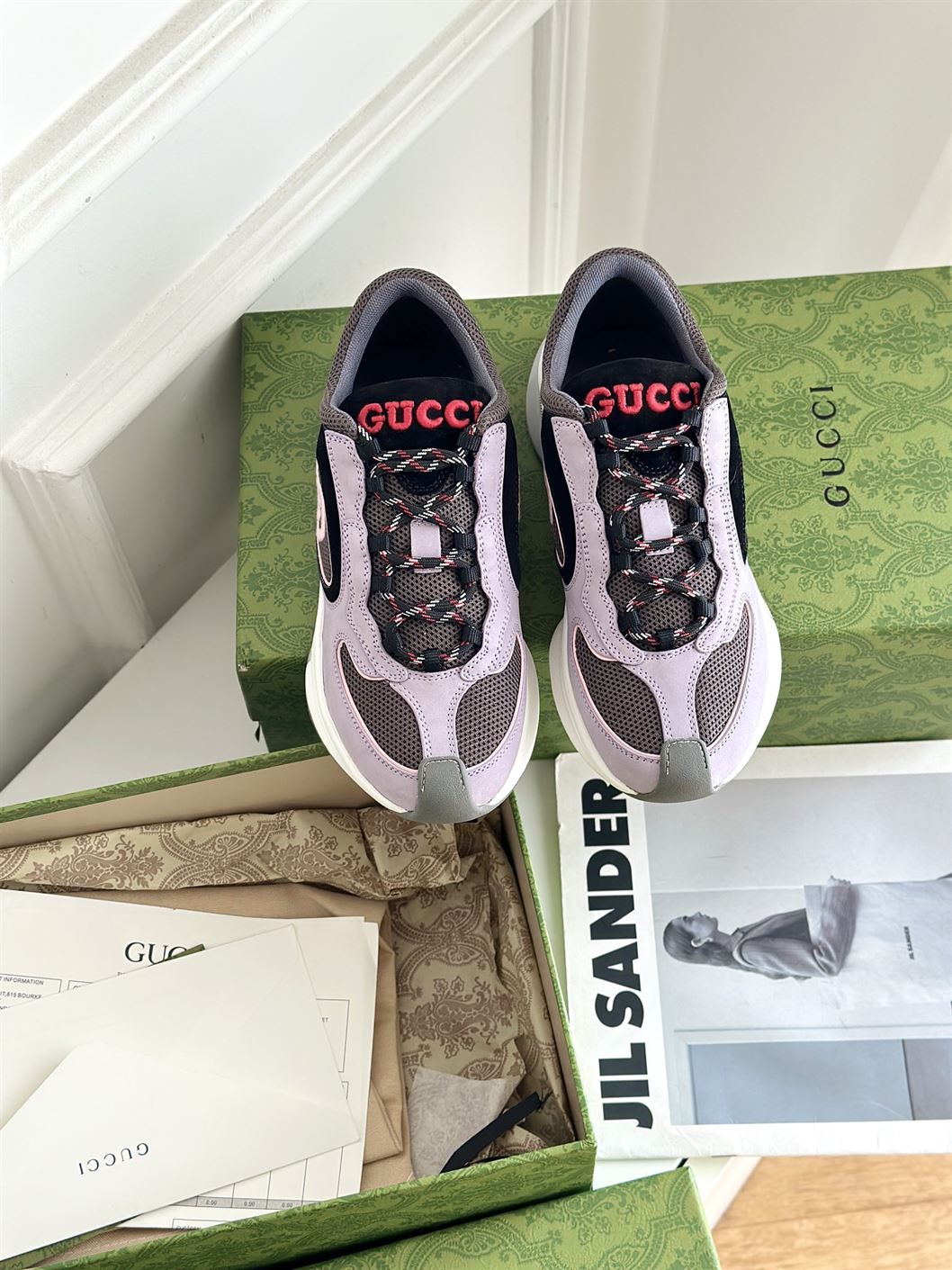 GUCCI RUN SNEAKERS – GCC120