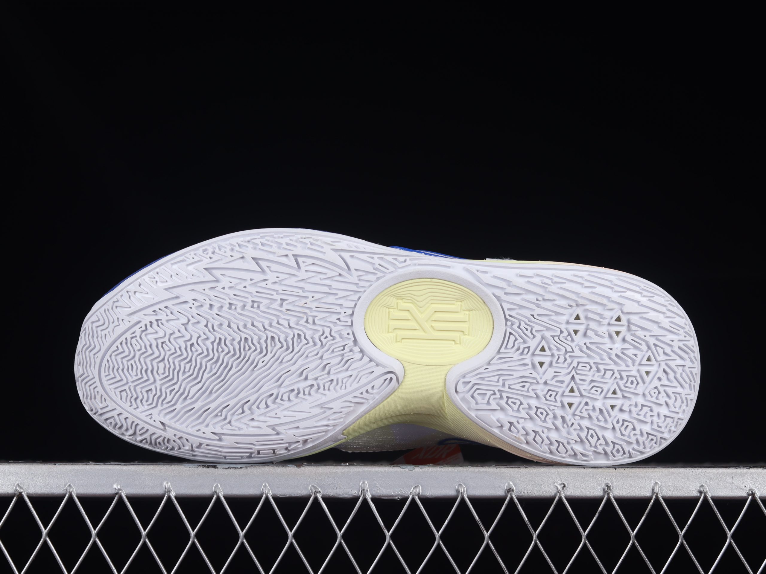 Nike Kyrie Low 5 Butterfly Effect