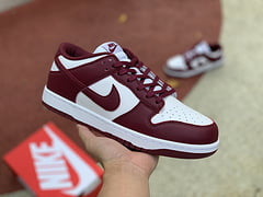 Nike Dunk Low Bordeaux