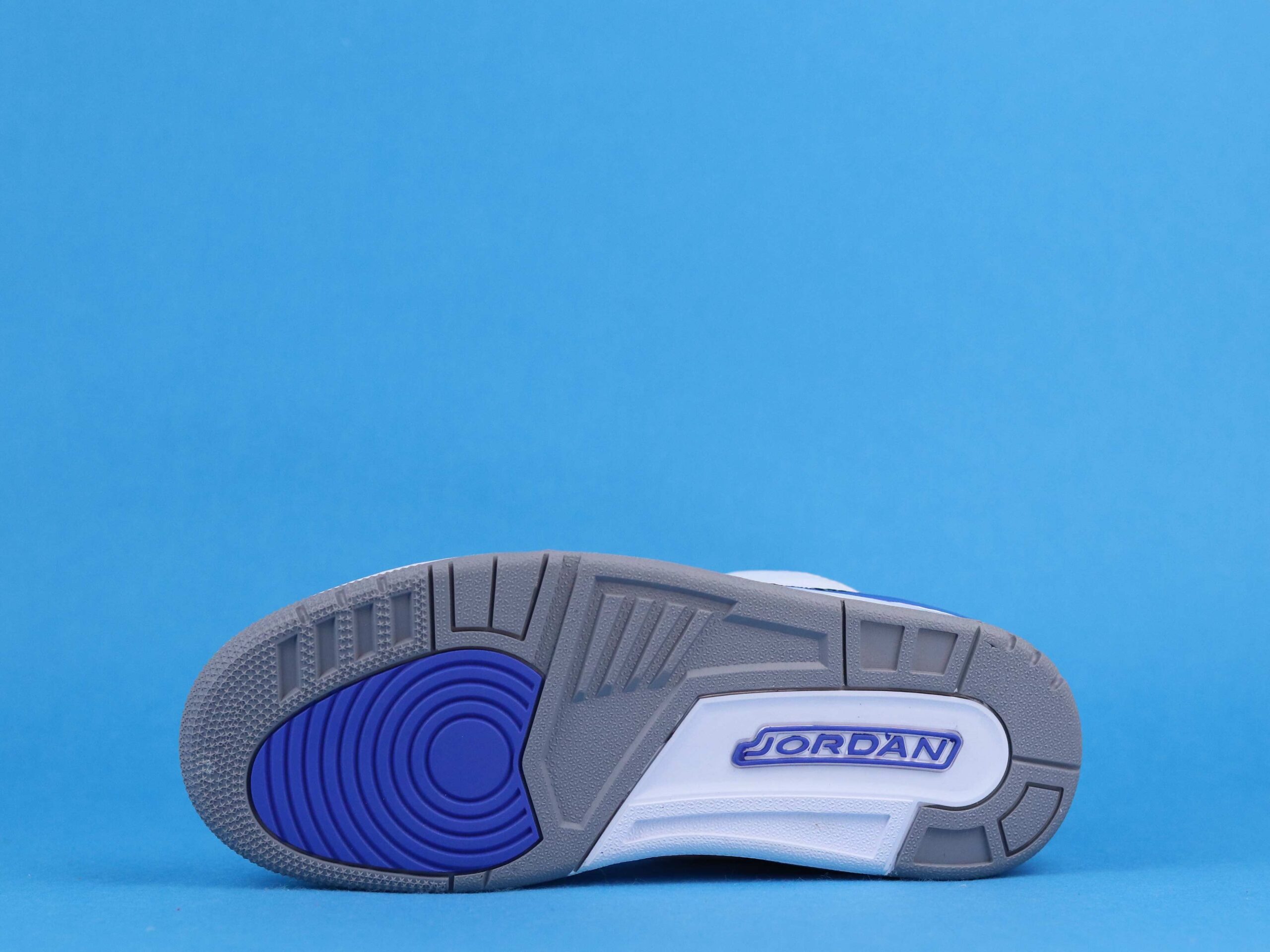 Air Jordan 3 Retro Racer Blue