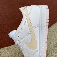 Nike Dunk Low Pearl White