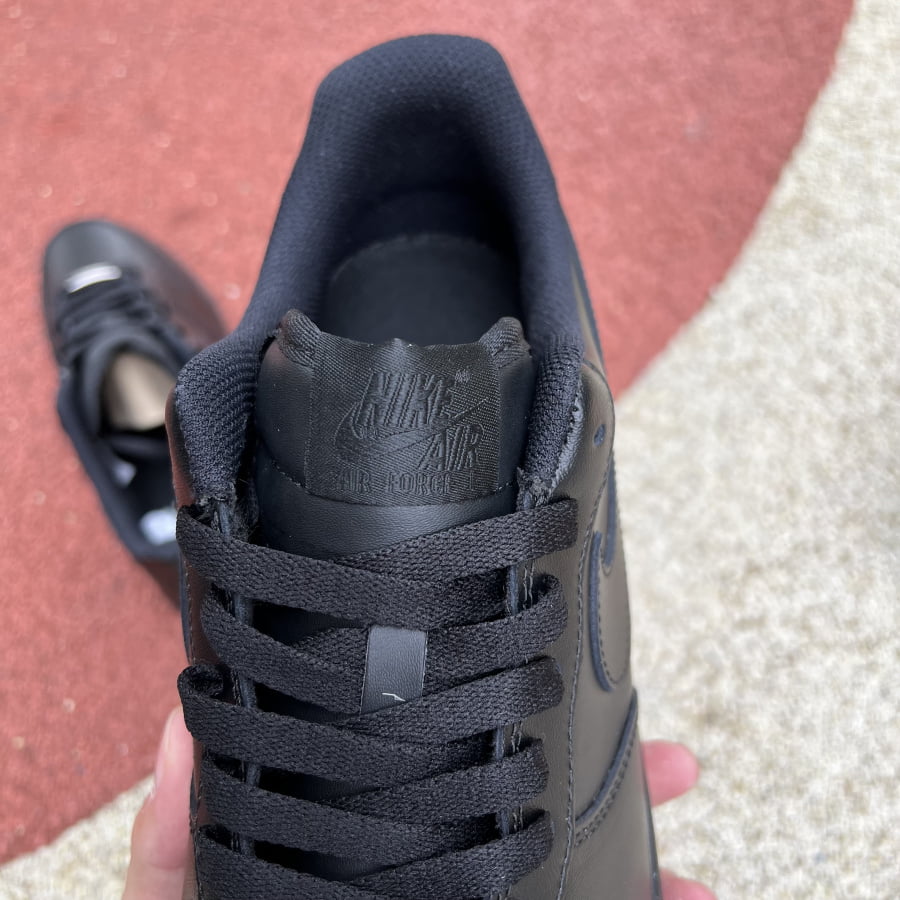Nike Air Force 1 Low ’07 Black Black