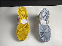 Nike SB Dunk Low Street Hawker