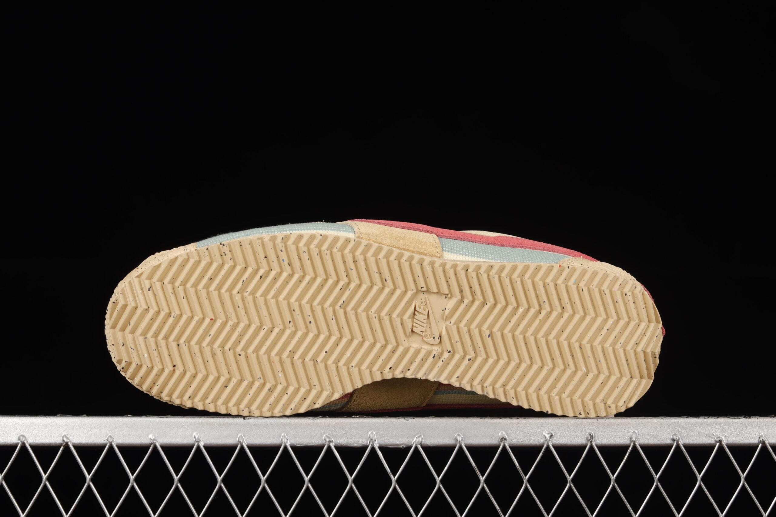 Nike Cortez, Union Sesame