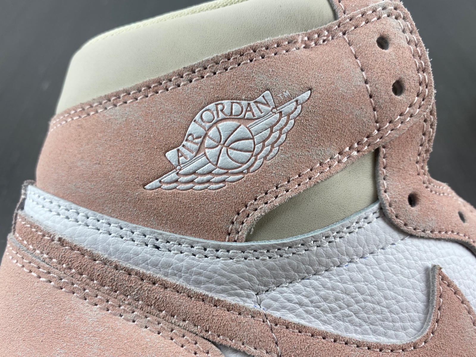 Air Jordan 1 Retro High OG “Washed Pink”