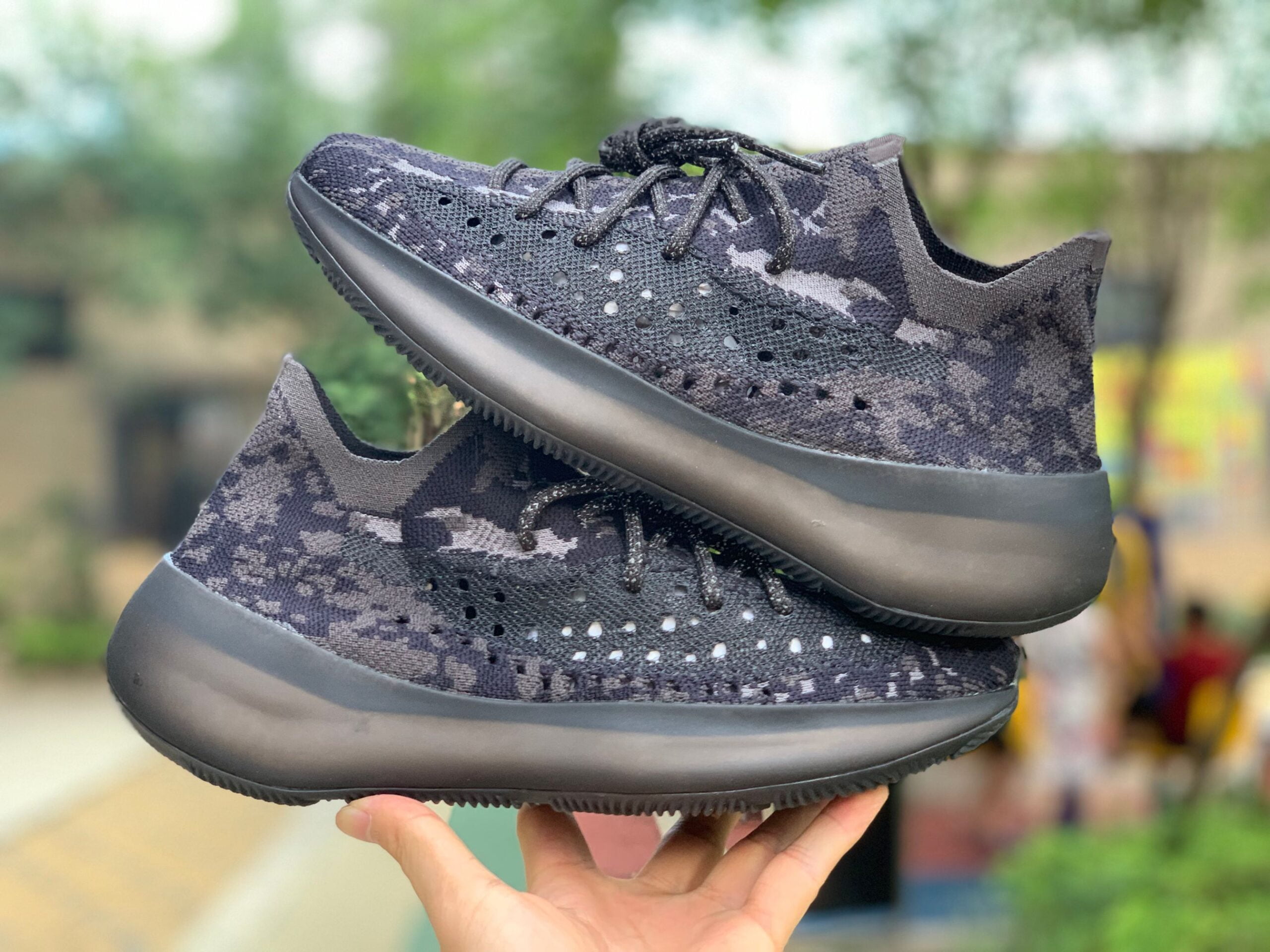 Adidas YEEZY BOOST 350 V3