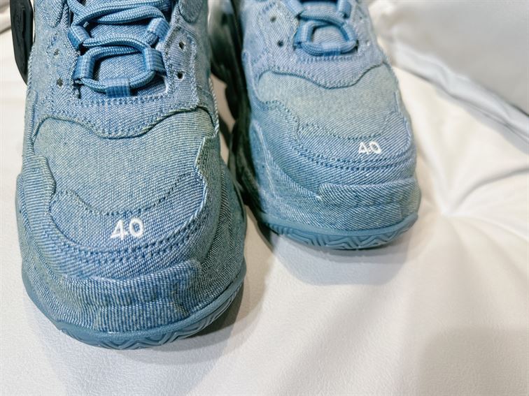 BALENCIAGA TRIPLE S SNEAKER DENIM IN BLUE – BLA078