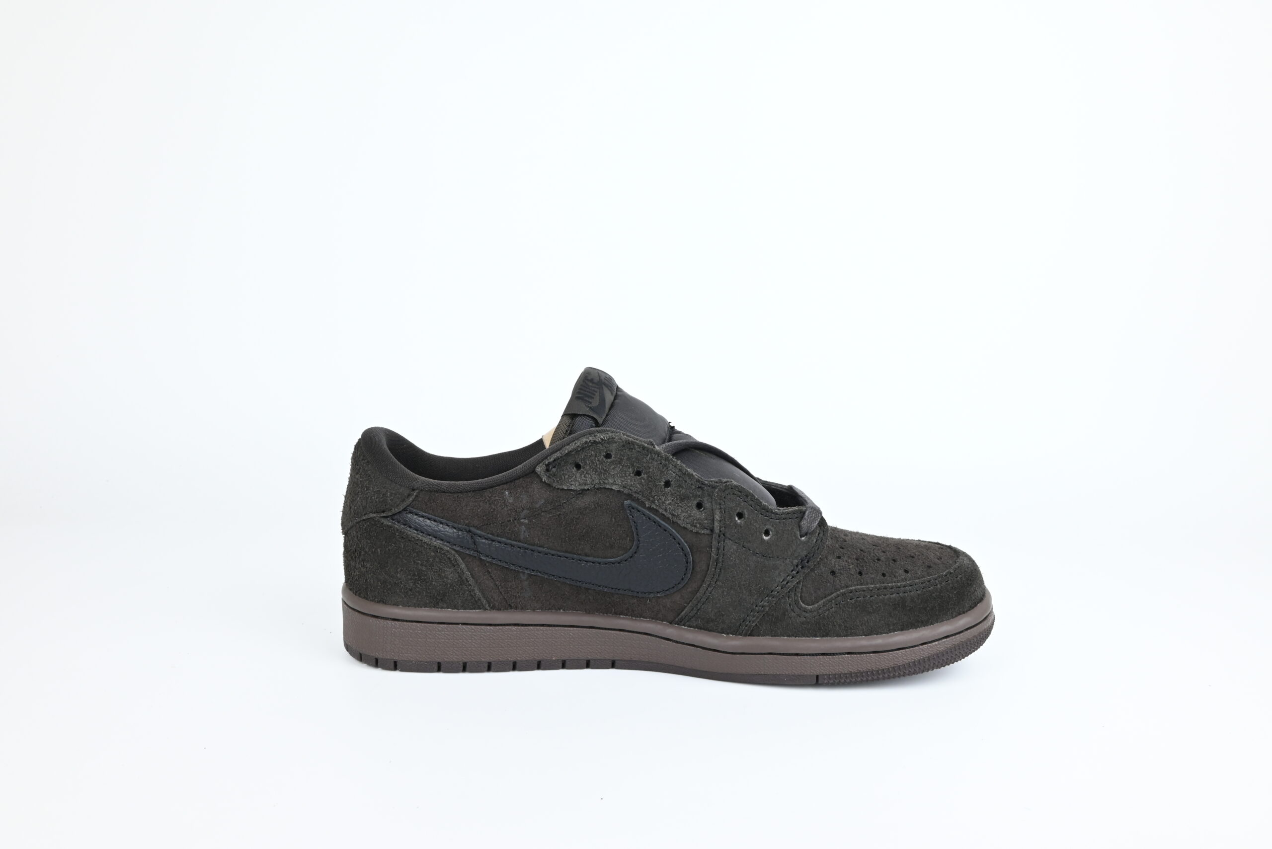 Travis Scott x Air Jordan 1 Retro Low OG SP Velvet Brown