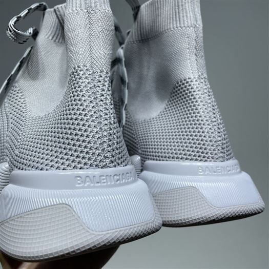 BALENCIAGA MEN’S SPEED 2.0 LACE-UP RECYCLED KNIT SNEAKER IN GREY – BLA035