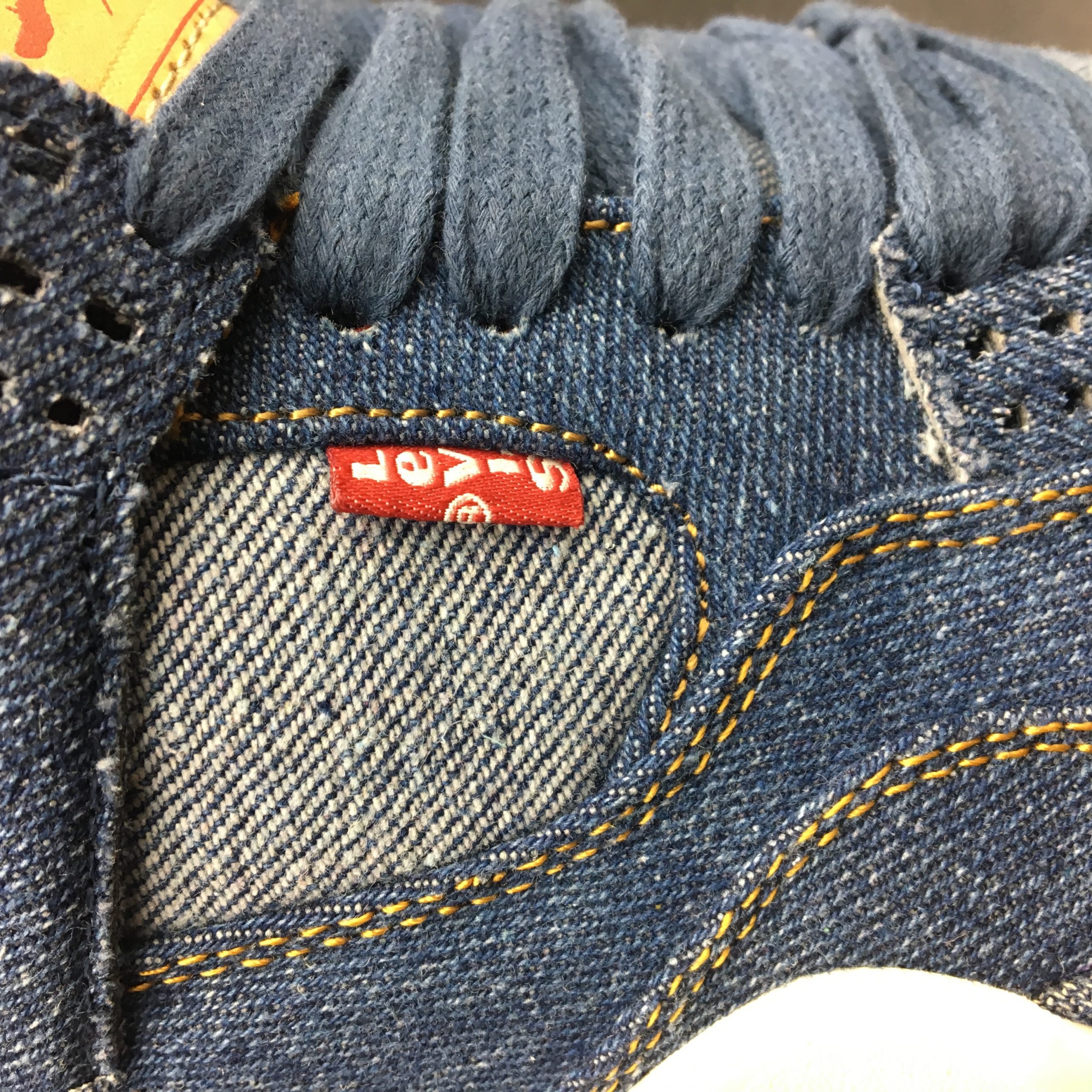 Air Jordan 4 Retro Levi’s Denim