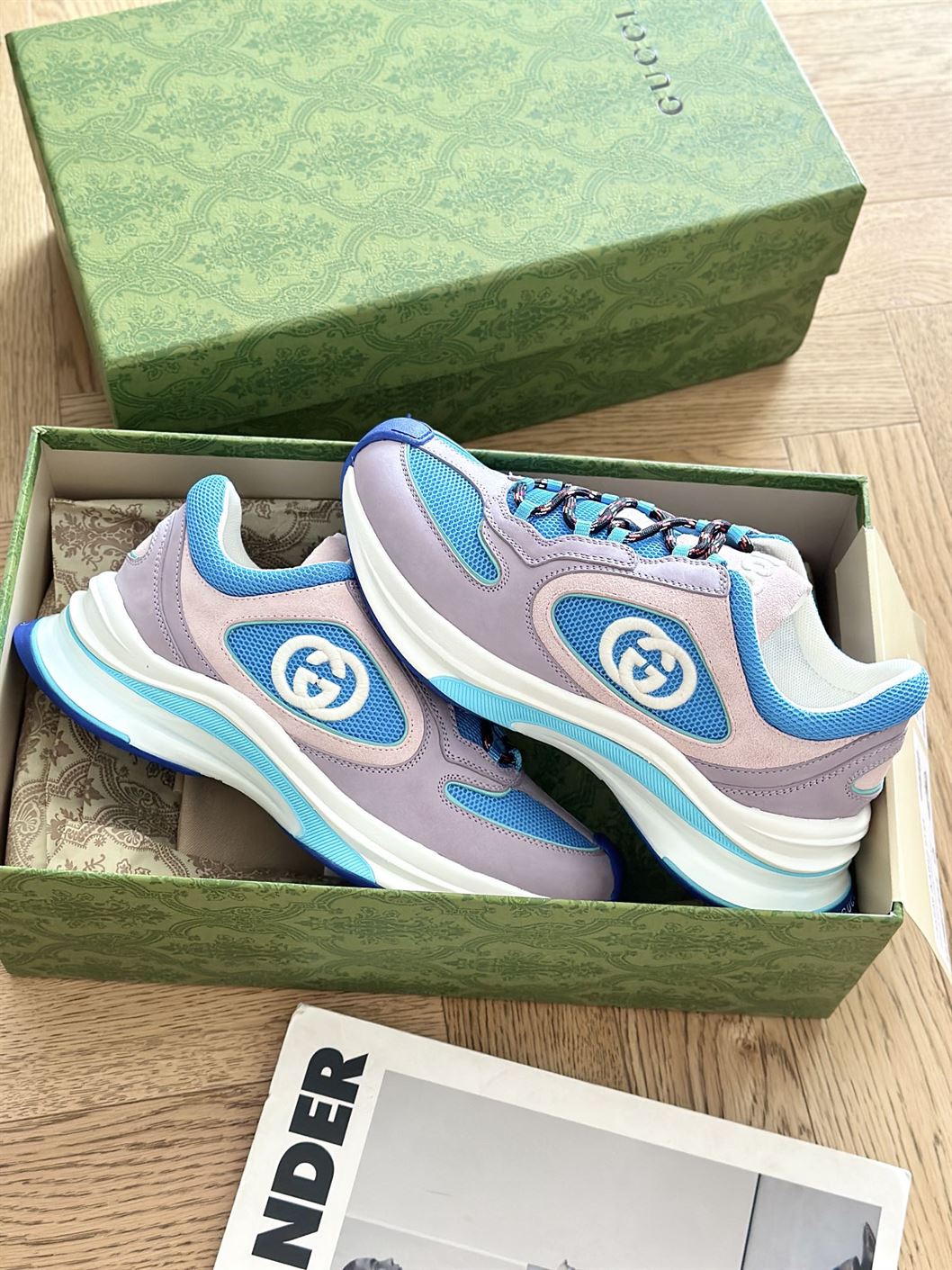 GUCCI RUN SNEAKERS – GCC116